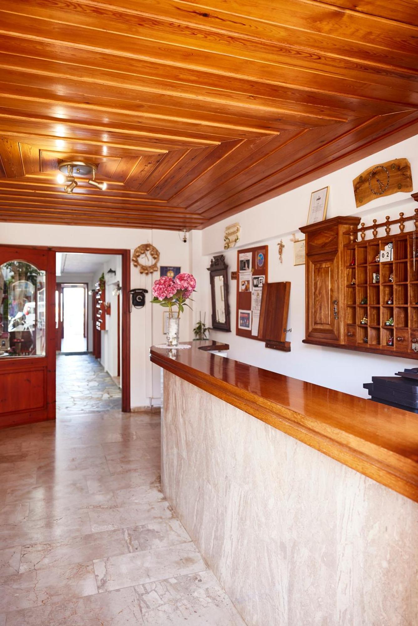 Vlachakis Hotel Stalida 외부 사진